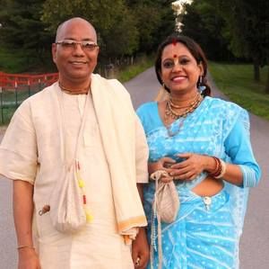 Meet your Posher, Pundarikaksha